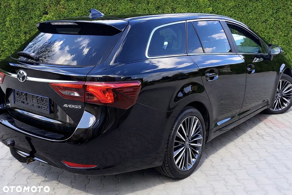 Toyota Avensis Touring Sports 1.8 Executive - 5