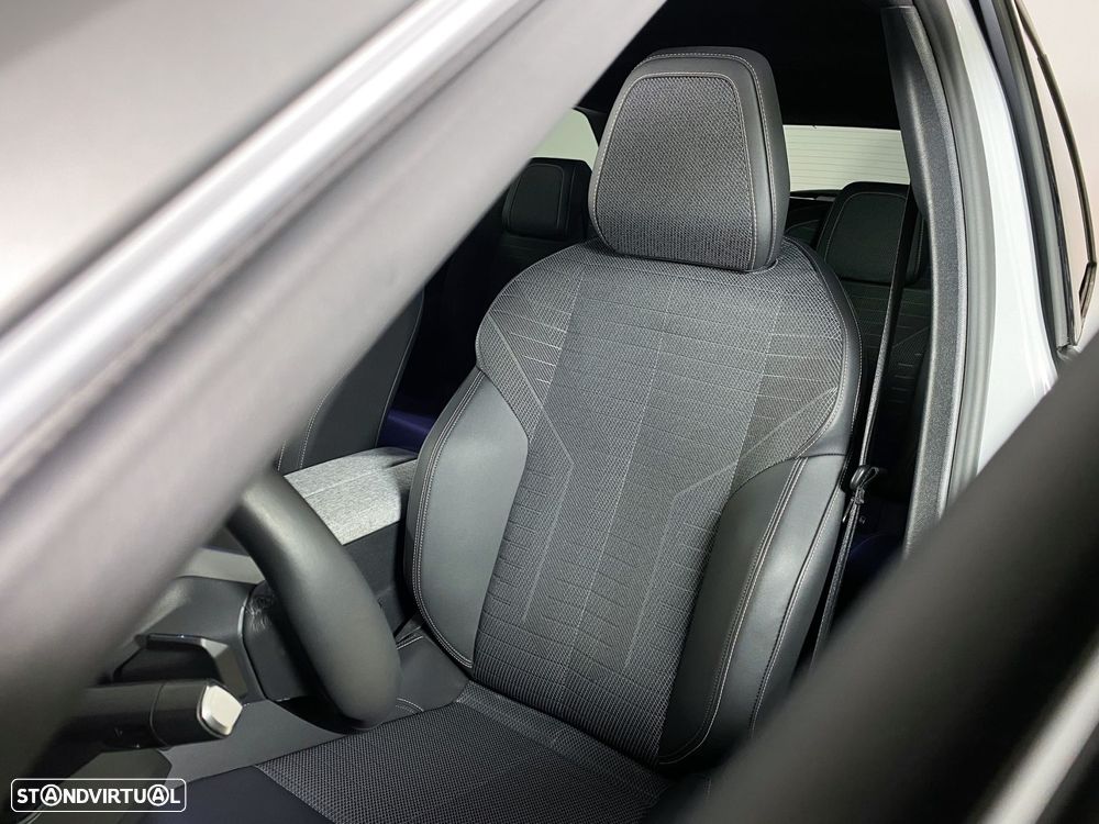 Peugeot 5008 1.2 Hybrid Allure Pack e-DCS6 - 22