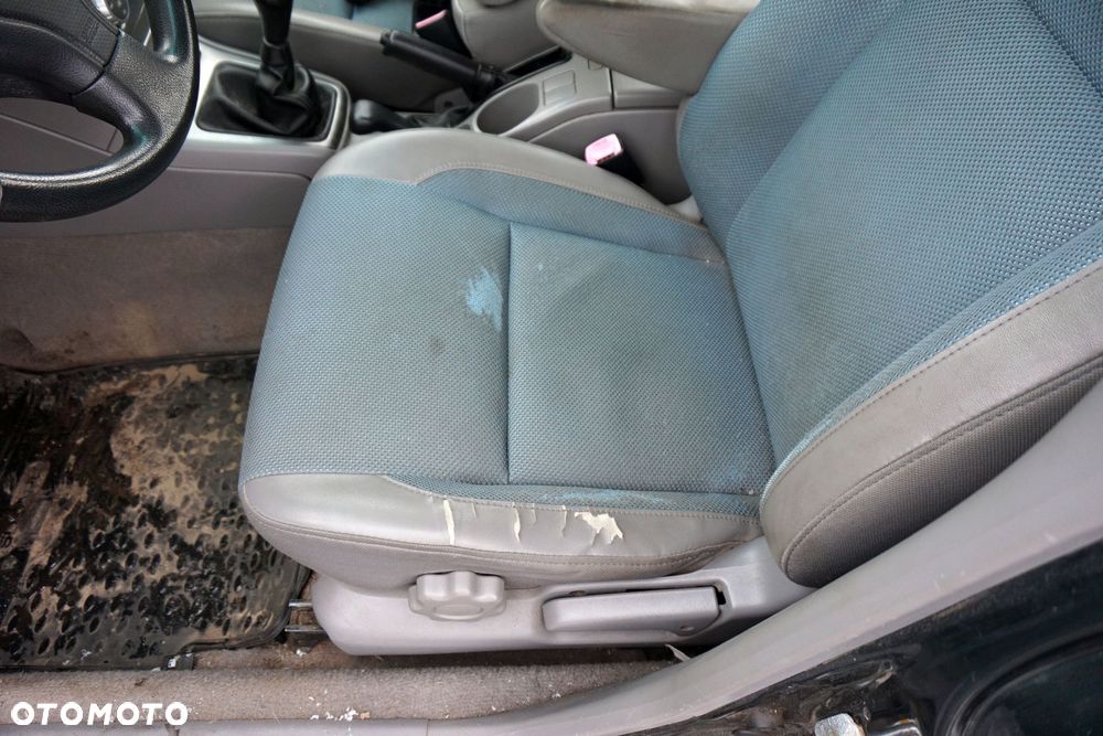 FOTELE FOTEL PRZEDNI LEWY PRAWY KANAPA WNĘTRZE FORESTER II SG  SUBARU 2002-2006 - 2