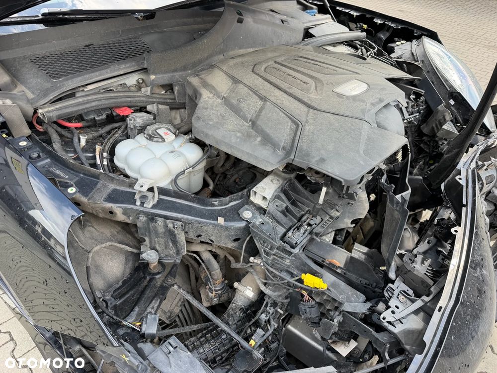 Porsche Cayenne Tiptronic S - 13