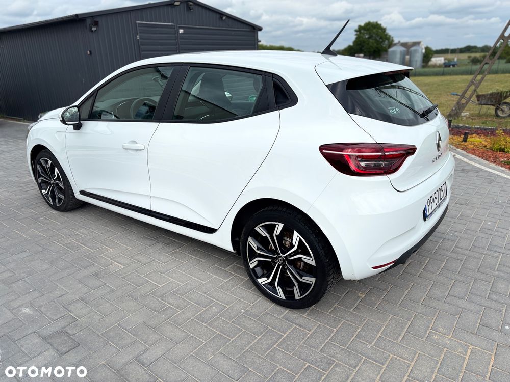 Renault Clio - 6