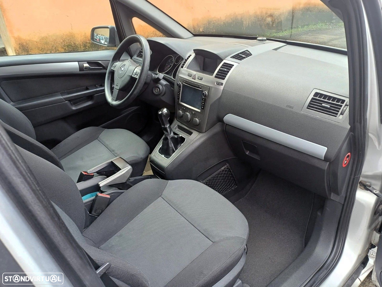 Opel Zafira 1.9 CDTi Enjoy - 8