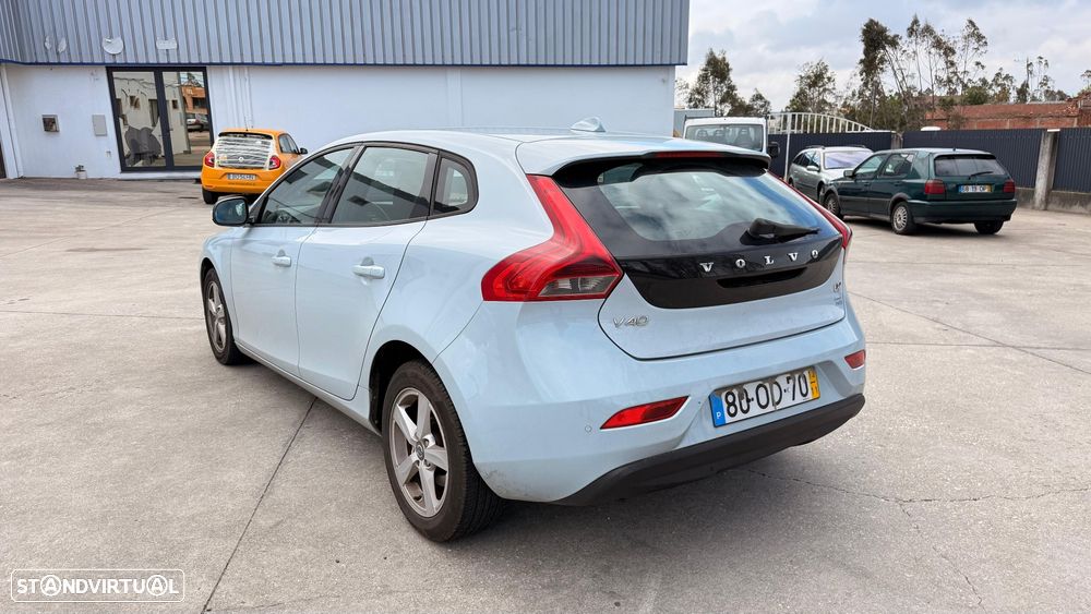 Volvo V40 1.6 D2 Eco Momentum - 9