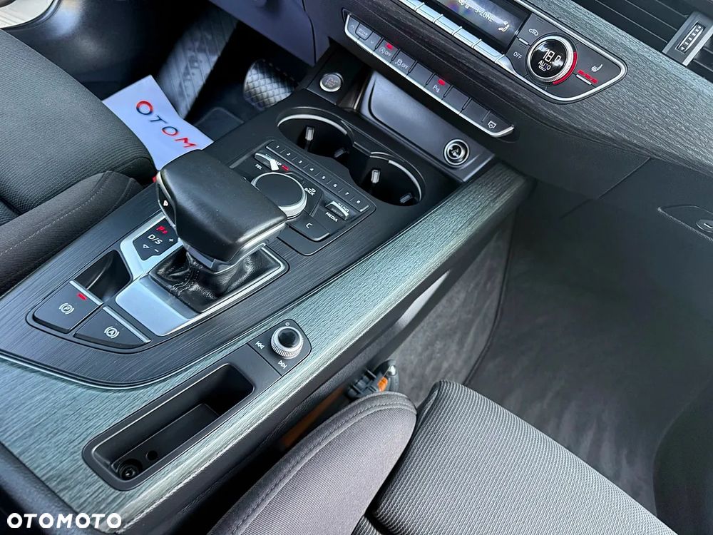 Audi A4 Avant 40 TDI S tronic sport - 21