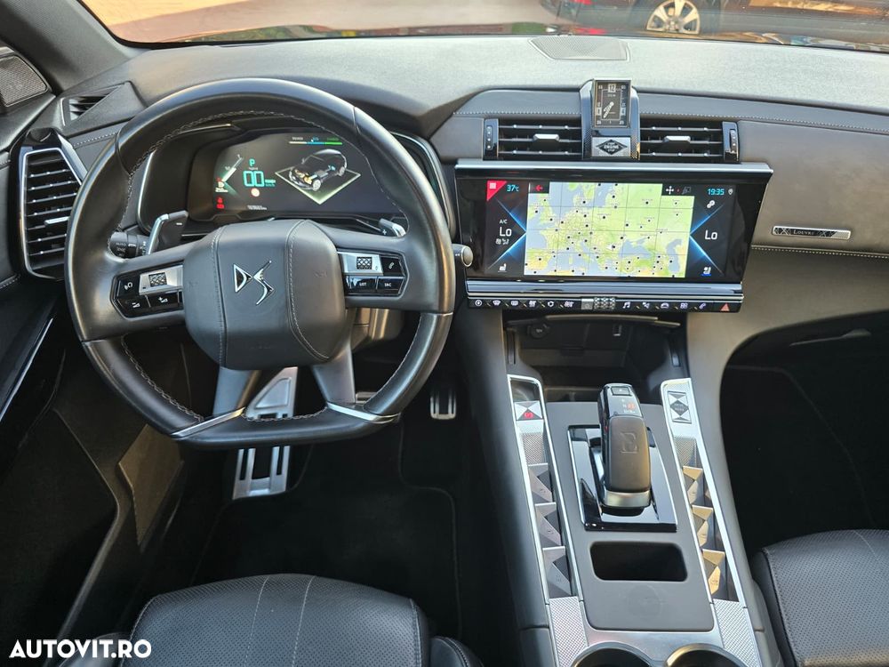 DS Automobiles DS 7 Crossback - 11