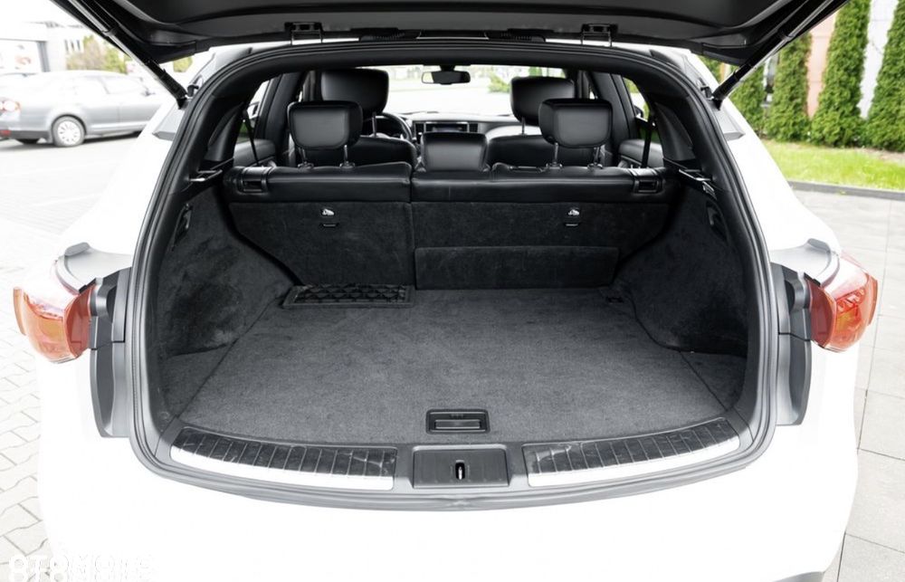 Infiniti QX70 3.0d S - 19