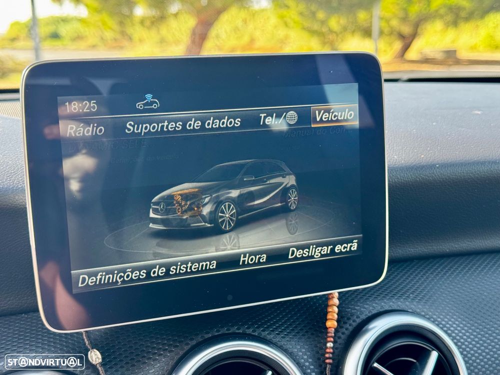 Mercedes-Benz A 180 d AMG Line - 16