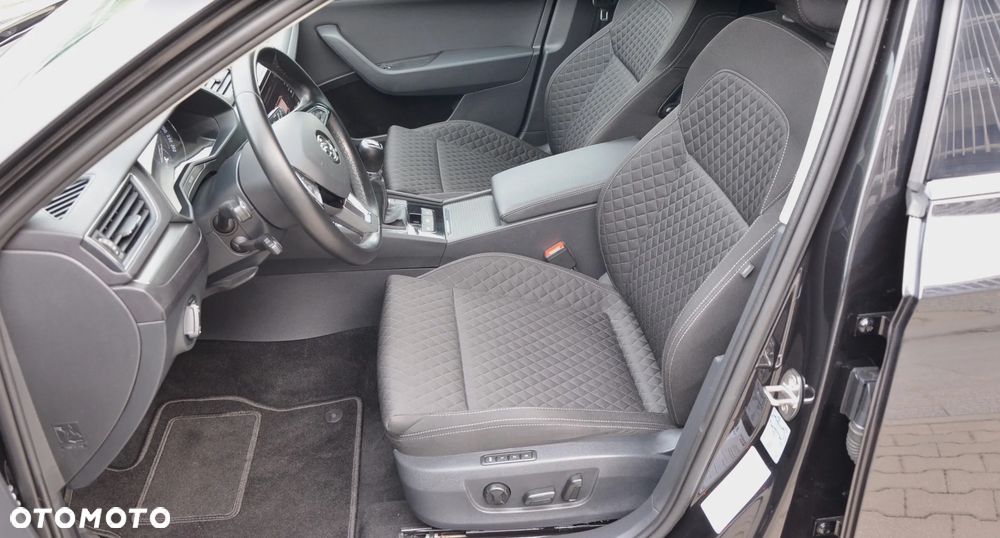 Skoda Superb 2.0 TDI Style - 17