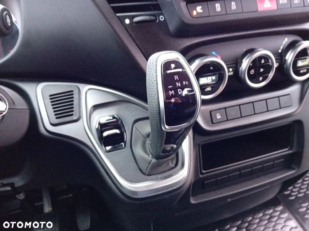 Iveco Daily L4H2 3.0 Diesel 180KM Automat Hi-Matic Brygadowy 7 osób - 23