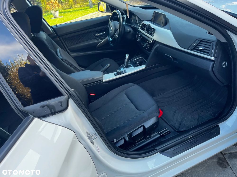 BMW 3GT 320i Advantage sport - 18
