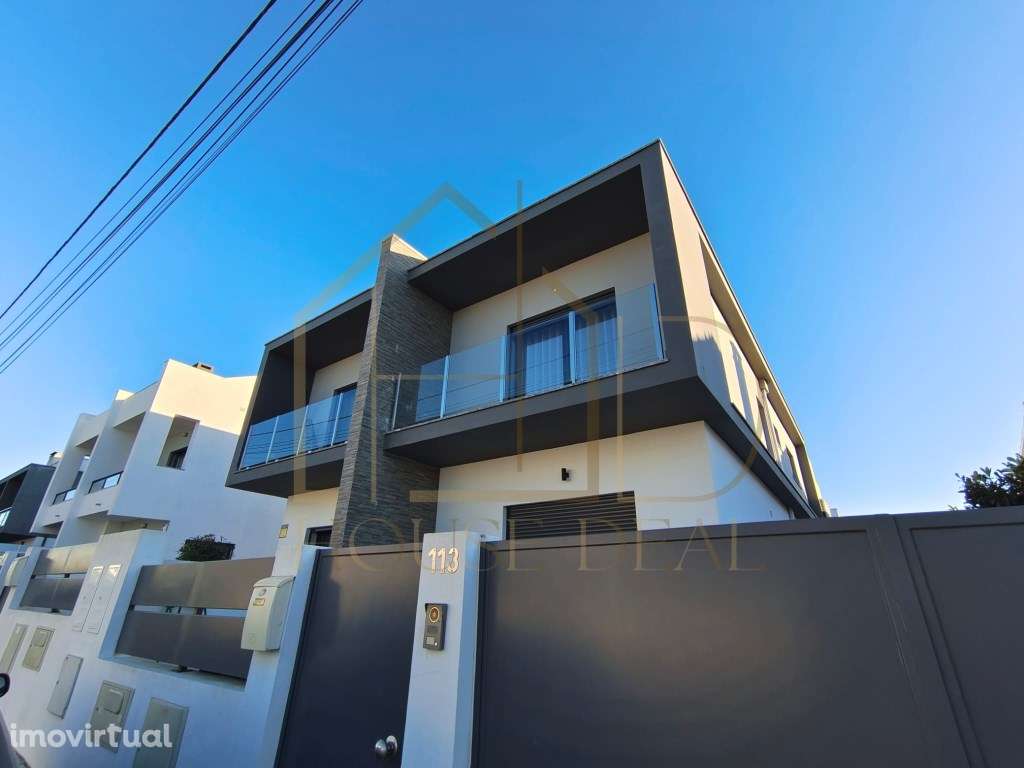 GRANDIOSA Moradia T3+1 com espaço para piscina. Fernão Ferro - Grande imagem: 3/22