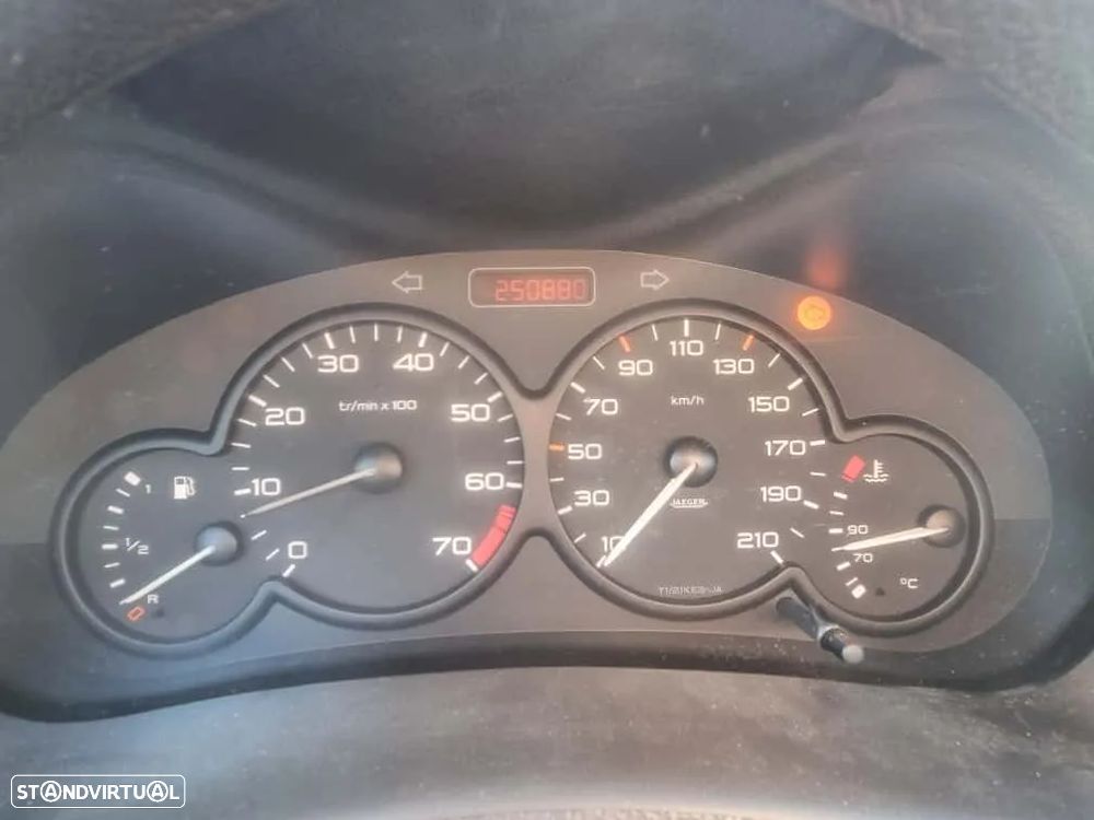 Peugeot 206 1.1 XR - 19