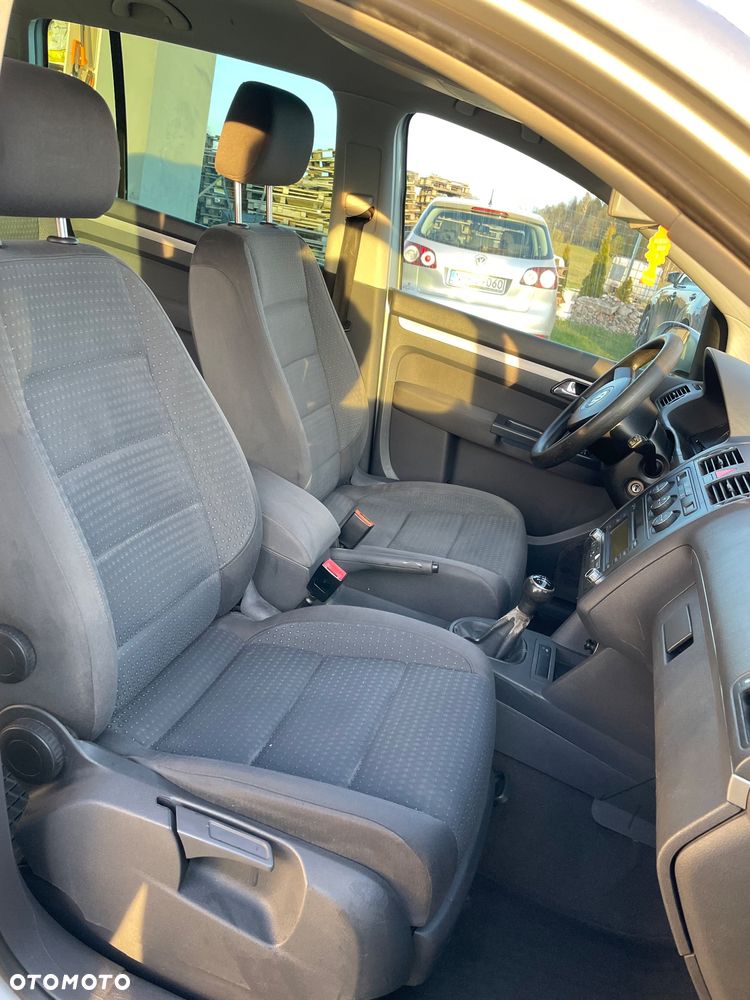 Volkswagen Touran 1.9 TDI Basis - 8