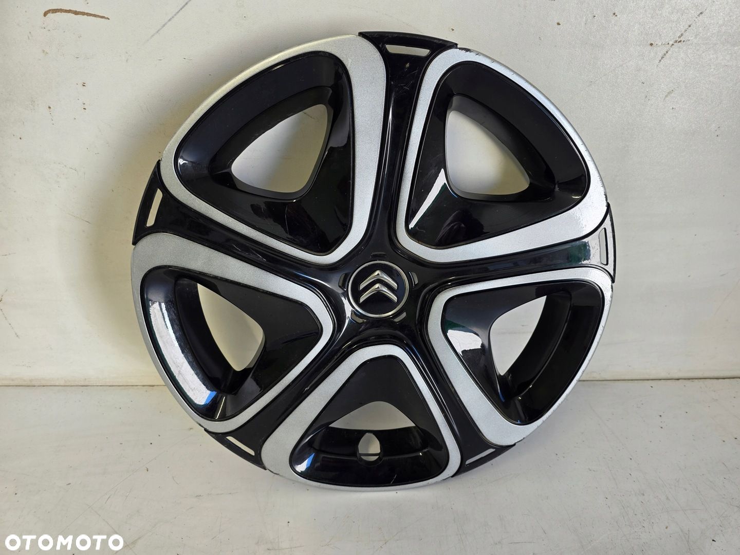 Kołpak 16" Citroen C3 III 9813687477 - 1
