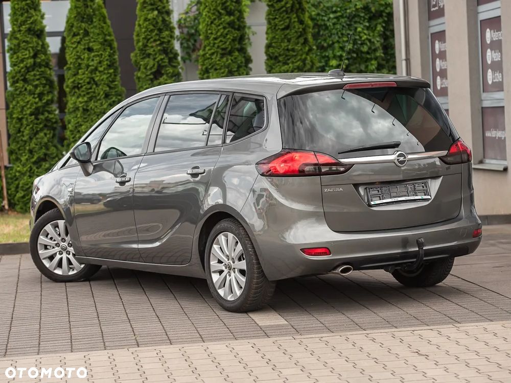 Opel Zafira - 9