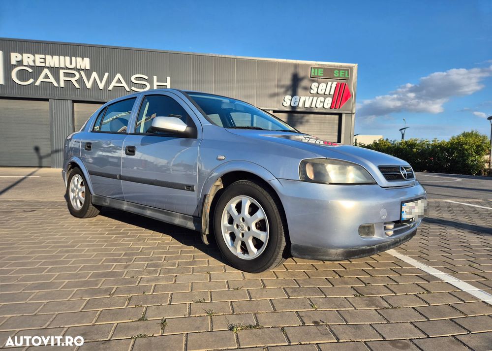 Opel Astra 1.6 - 6