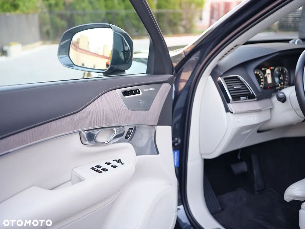 Volvo XC 90 B5 D AWD Inscription 7os - 24