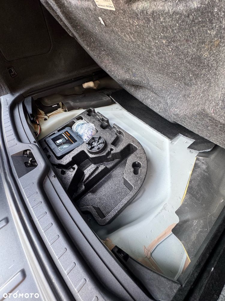 Volvo XC 60 D3 R-Design Kinetic - 33