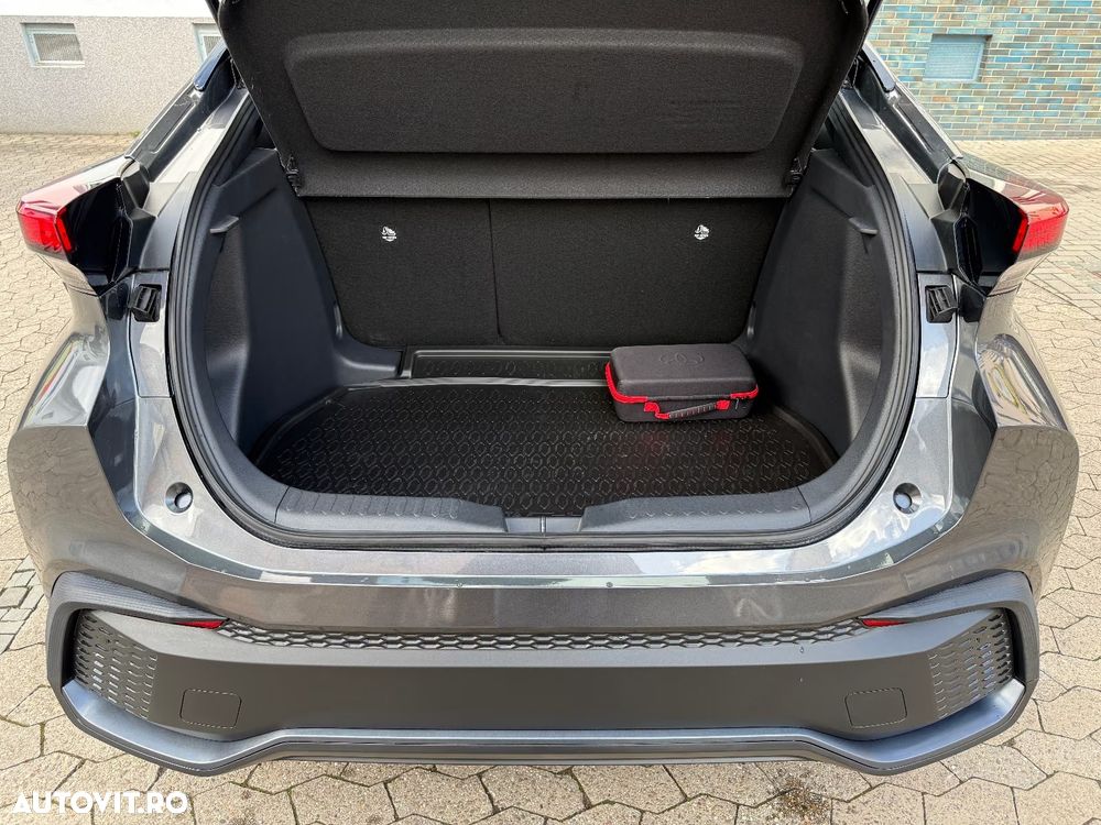 Toyota C-HR 1.8 Hybrid Flow - 29