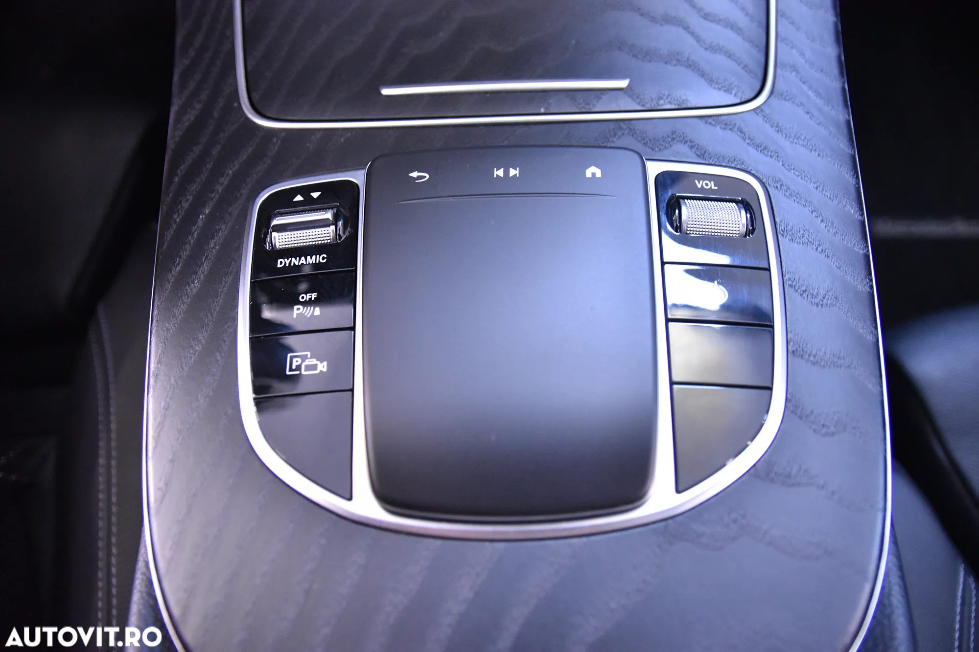 Mercedes-Benz E 300 4MATIC Aut. - 17