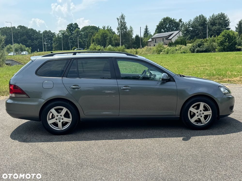 Volkswagen Golf 1.6 TDI DPF BlueMotion - 9