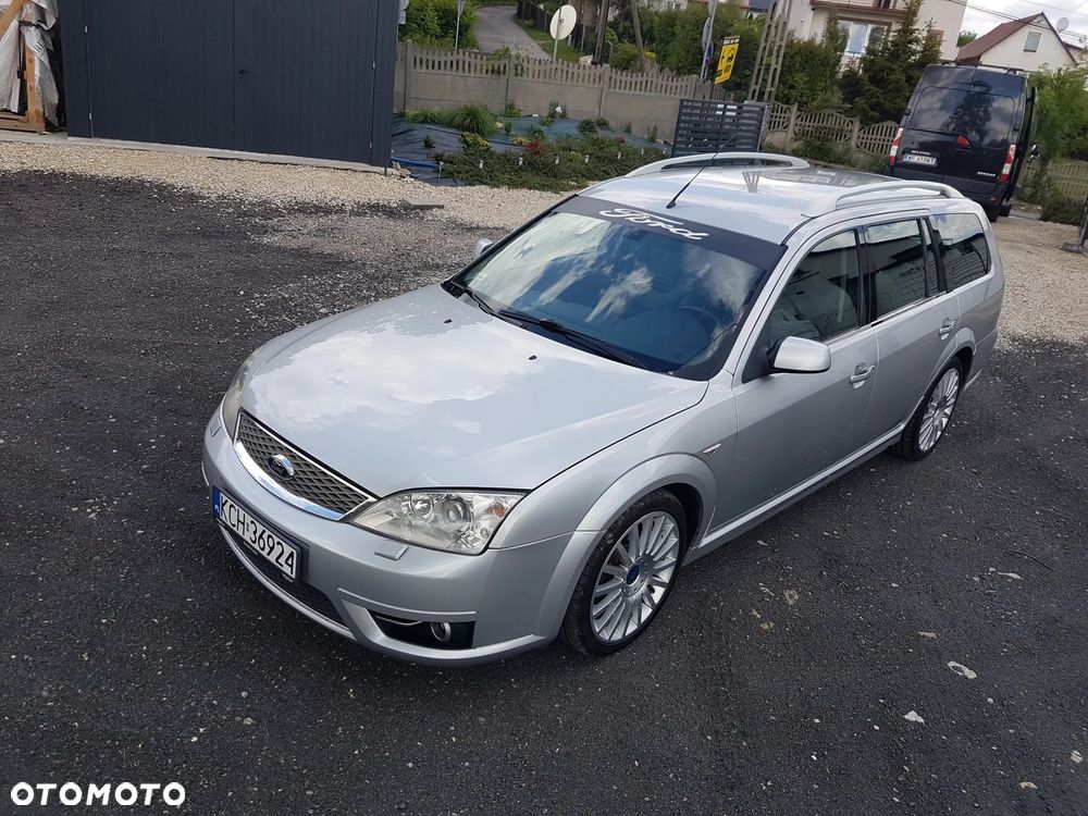 Ford Mondeo 3.0 V6 ST 220 - 8