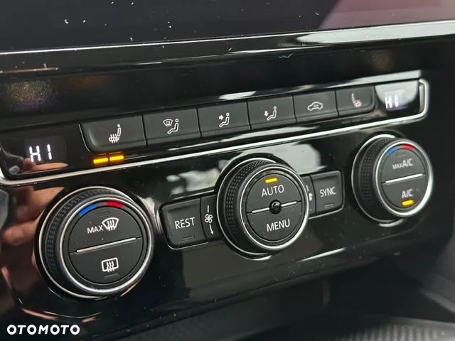 Volkswagen Passat 1.5 TSI EVO Business DSG - 16