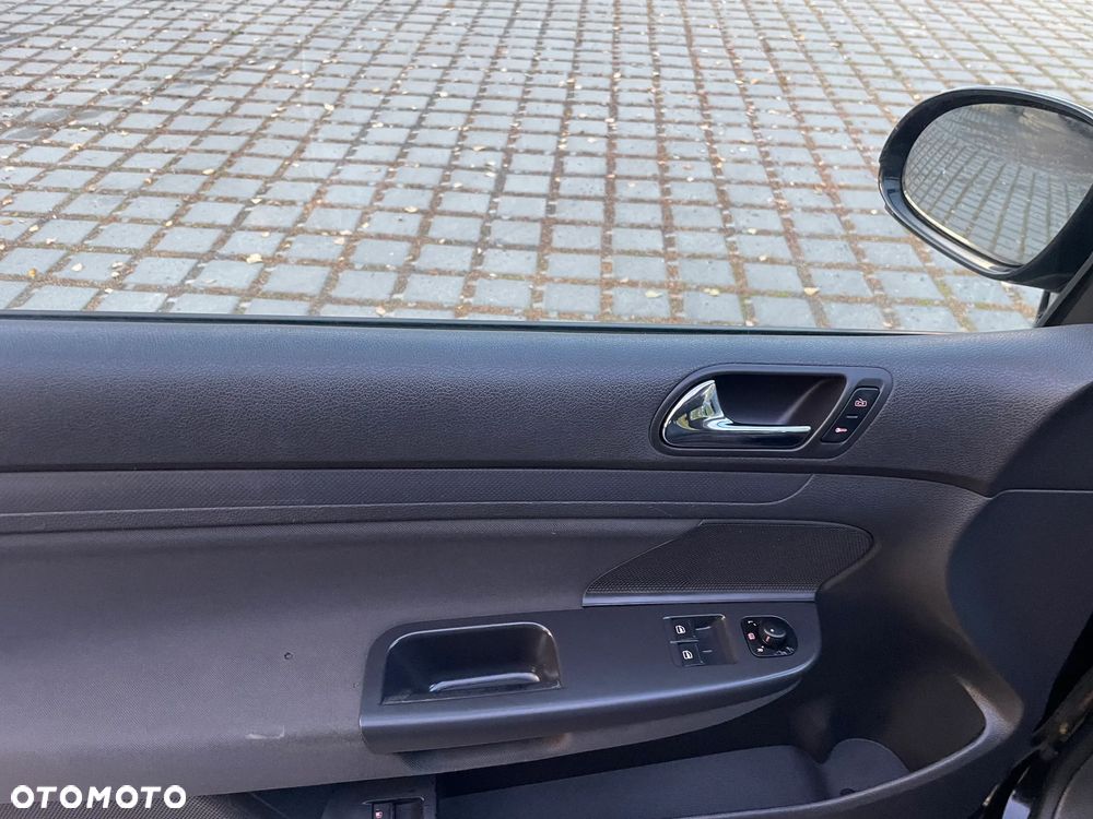 Volkswagen Golf ver-v-1-4-entry - 35