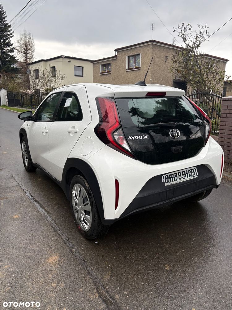 Toyota Aygo X Business Edition - 3