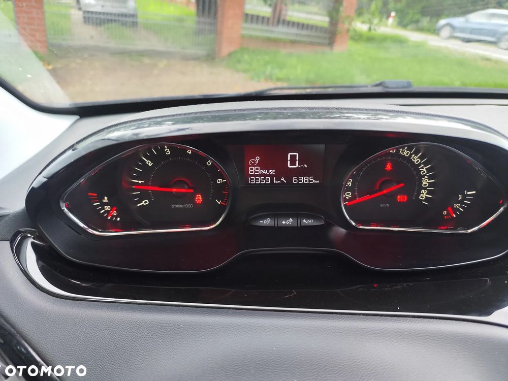 Peugeot 208 PureTech 82 Active - 17