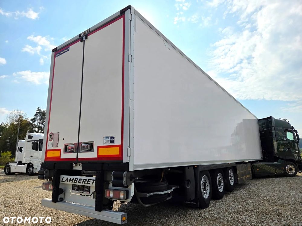 Lamberet LVFS3 / CARIER 1550 / 2500mt/h / PODNOSZONA OŚ / JAK NOWY !!! - 8