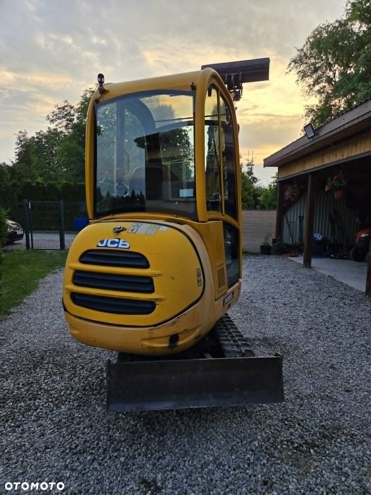 JCB 8020 - 12