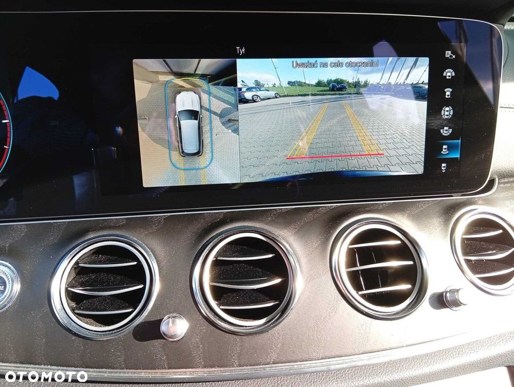 Mercedes-Benz Klasa E 220 d 4-Matic AMG - 18
