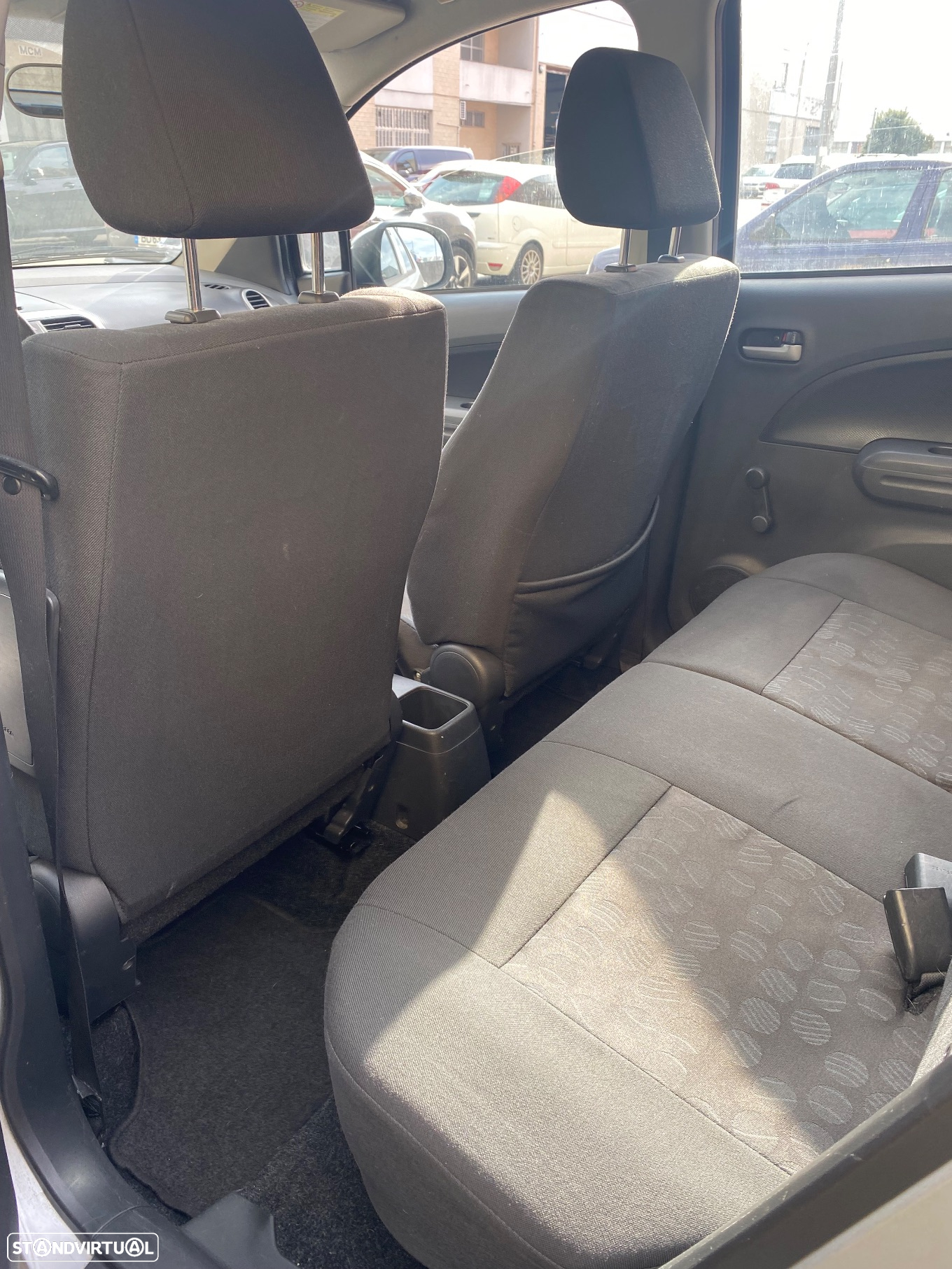 Suzuki Splash 1.0 GL - 5