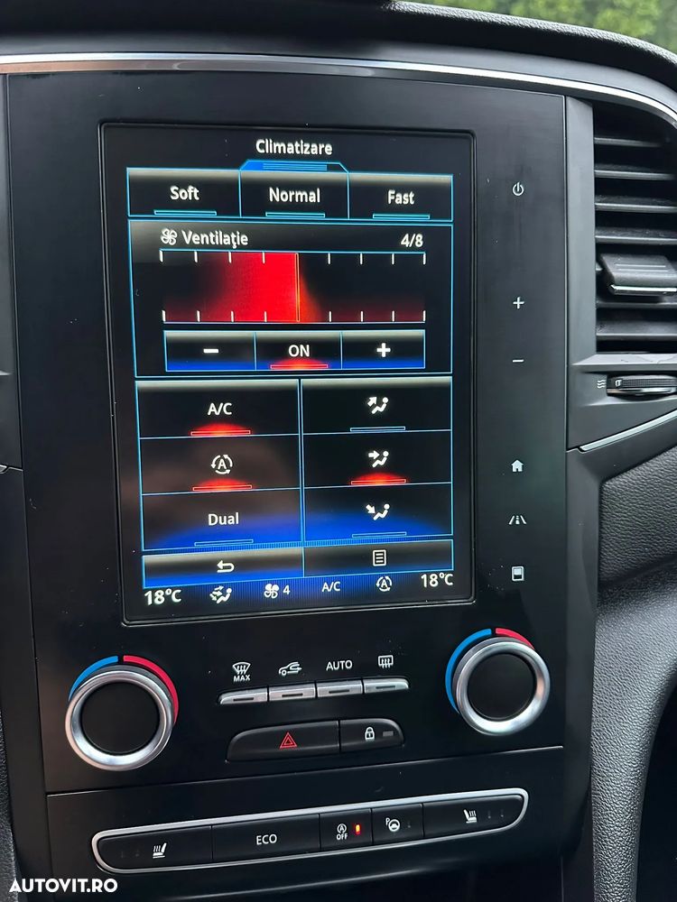 Renault Megane ENERGY dCi 130 BOSE EDITION - 27