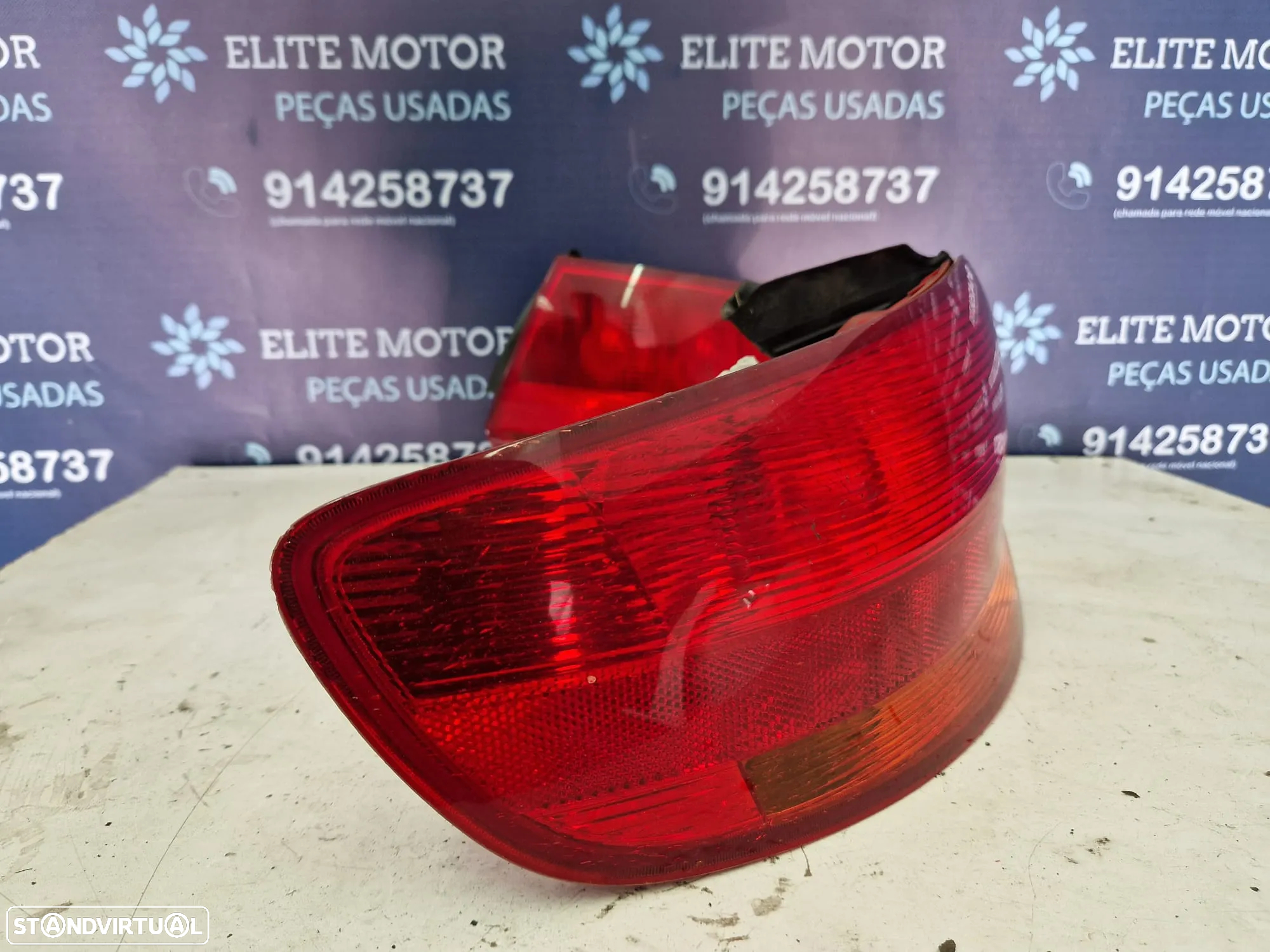 Farolins usados AUDI A3 8P SPORTBACK 5 PORTAS farolim - 2