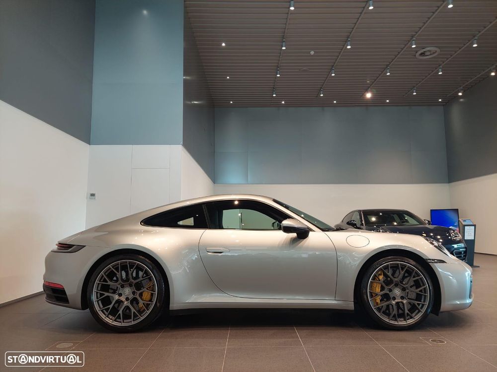 Porsche 911 (992) Carrera 4S PDK - 6
