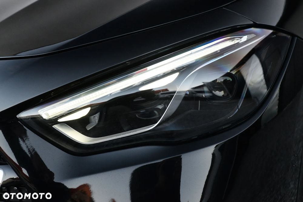 Mercedes-Benz GLA 200 d 4-Matic AMG Line 8G-DCT - 12