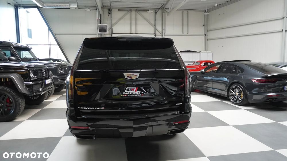 Cadillac Escalade 6.2 V8 AWD AT Platinum - 21