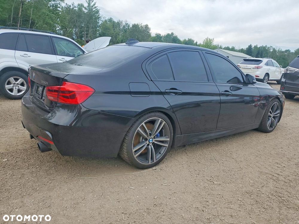 BMW Seria 3 340i xDrive M Sport - 4