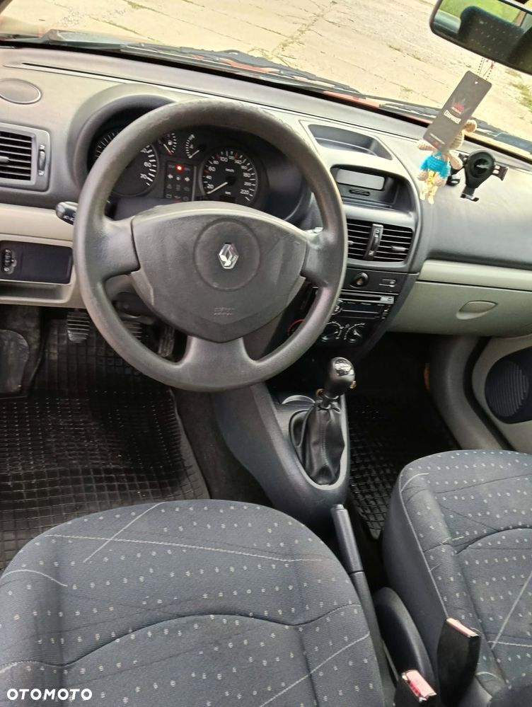 Renault Clio 1.4 Extreme - 9