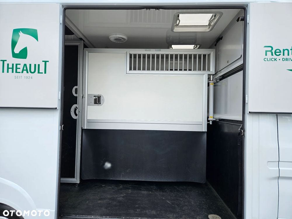 Renault Master koniowóz 170 KM automat - 17