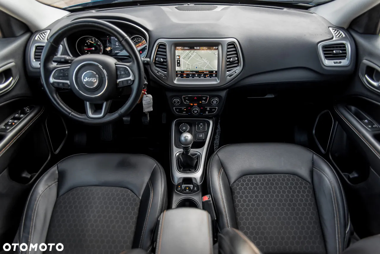 Jeep Compass 2.0 MJD Longitude 4WD S&S - 30