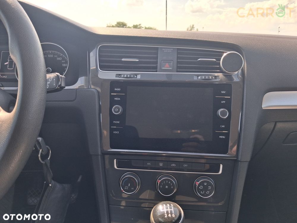 Volkswagen Golf 1.0 TSI (BlueMotion Technology) Comfortline - 15