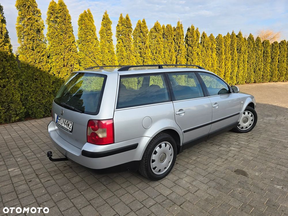 Volkswagen Passat 1.8T Comfortline Tiptr - 5