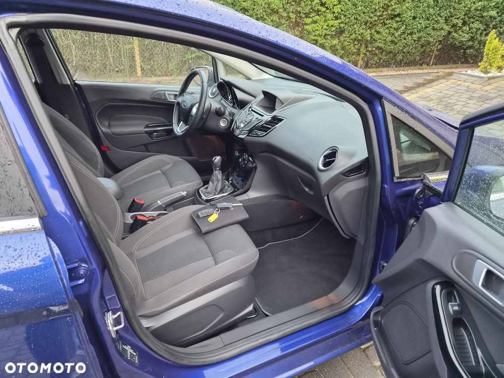 Ford Fiesta - 10