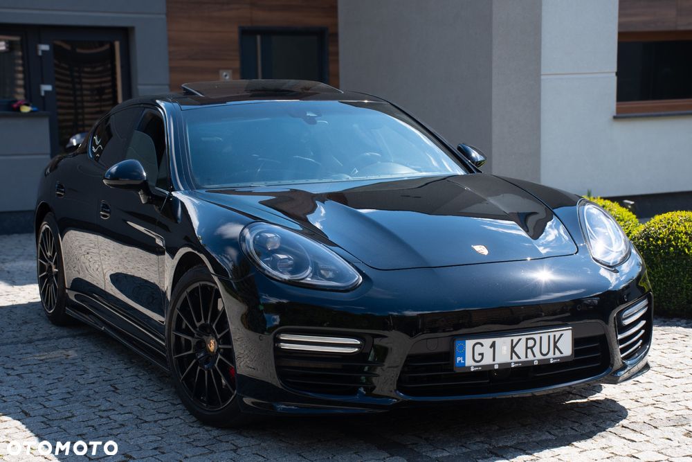 Porsche Panamera GTS - 2