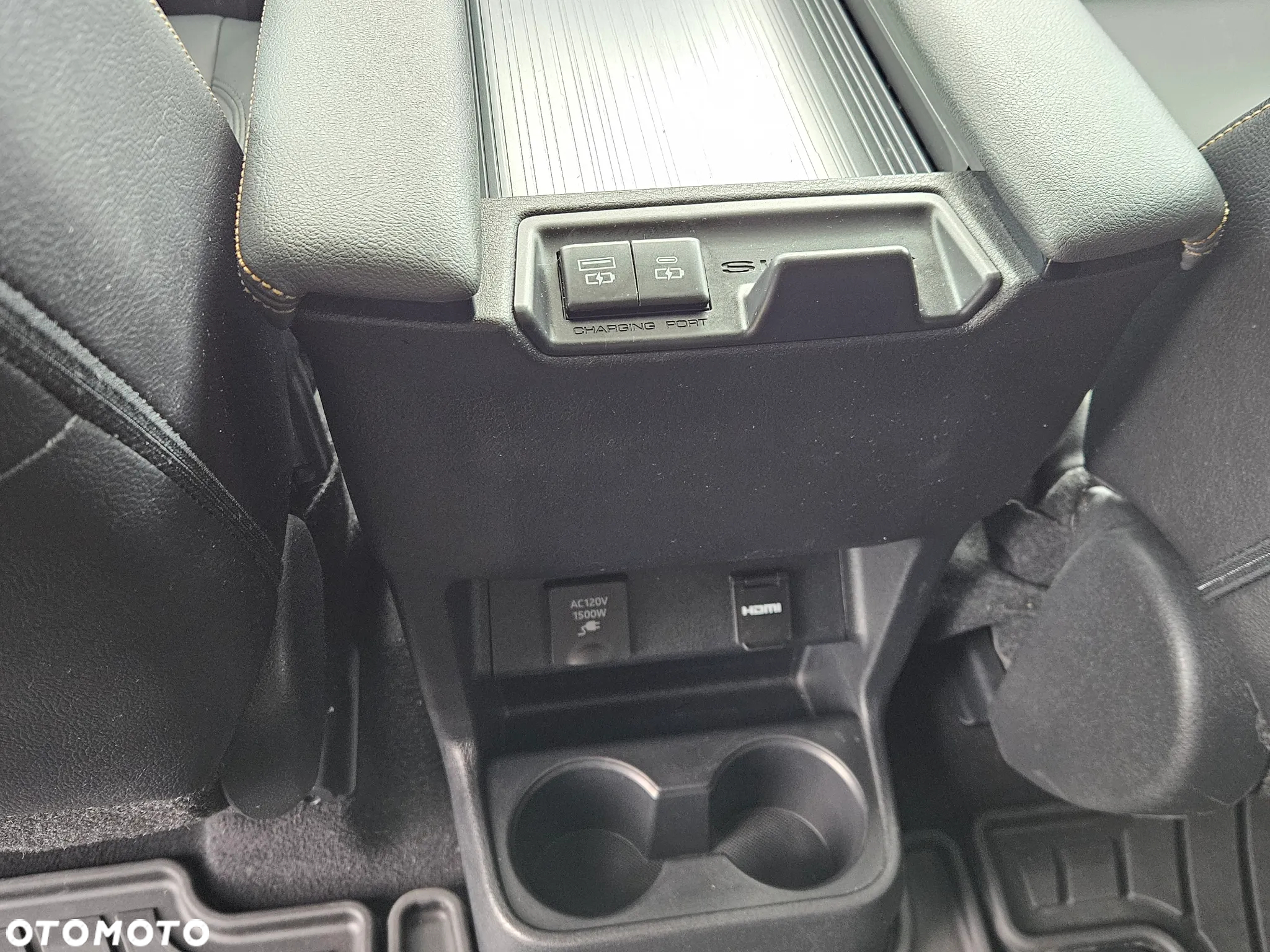 Toyota Sienna - 34