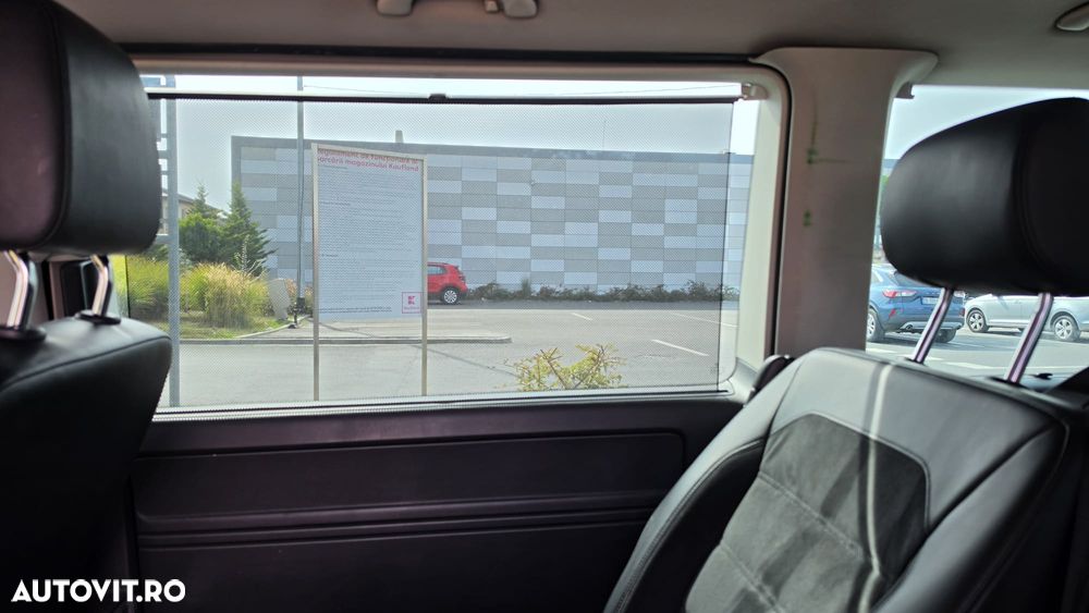 Volkswagen Multivan - 10
