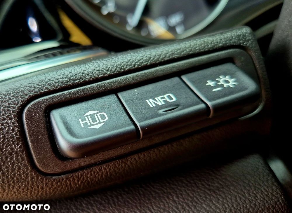 Opel Insignia 2.0 CDTI Business Elegance S&S - 24